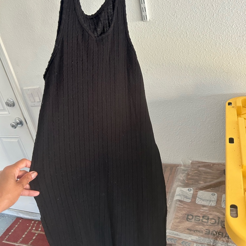 BLK SheIn one size goes all I wear medium it gets great.
